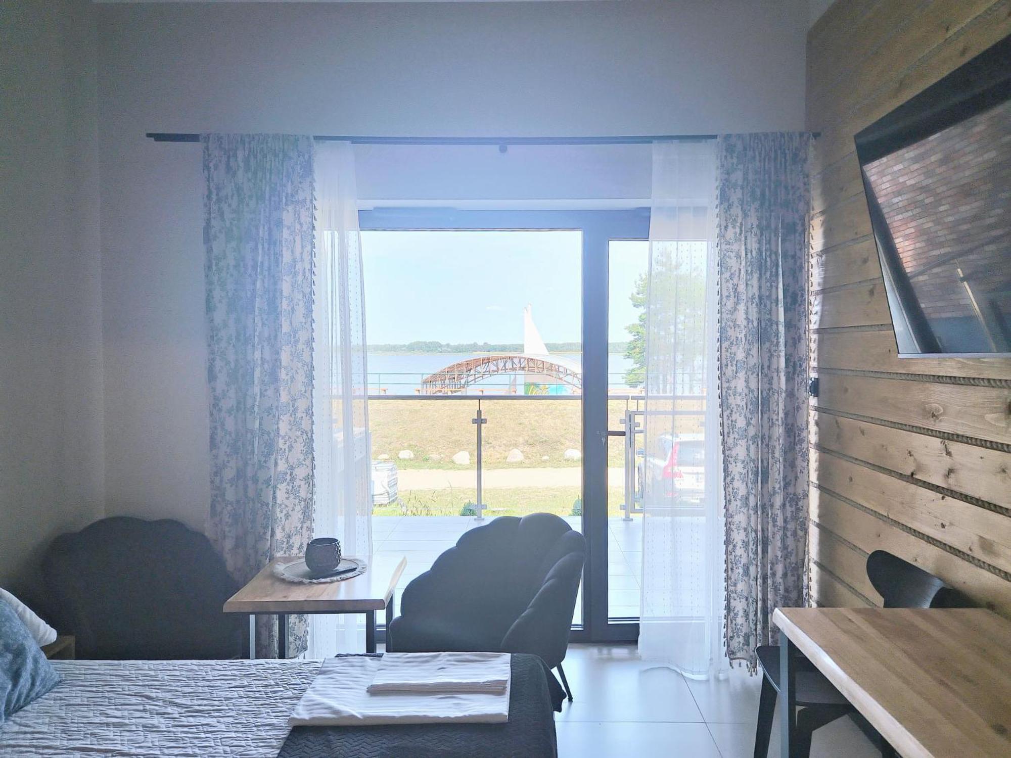 Zubr Nad Zalewem Apartment Luka Ngoại thất bức ảnh